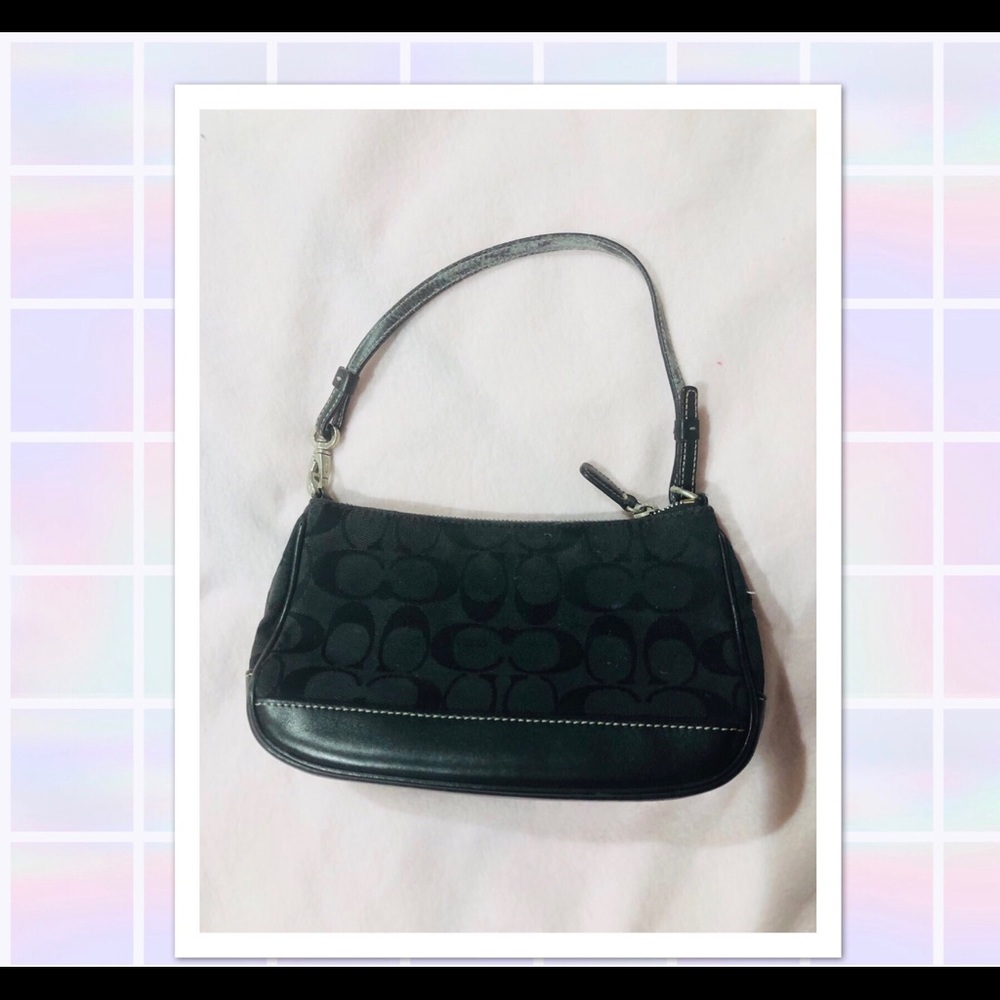 Small black coach purse with C pattern